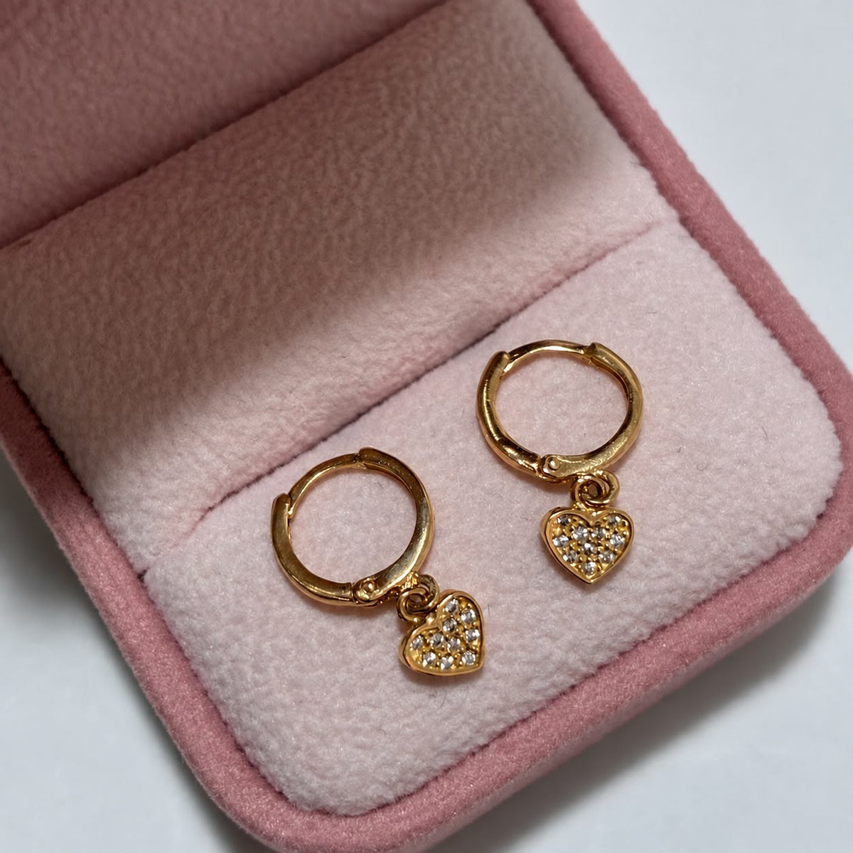 CANDONGAS CLIP + CORAZON CON PIEDRAS BLANCAS 1.8CM ORO AMARILLO COL 18K-1.46GR