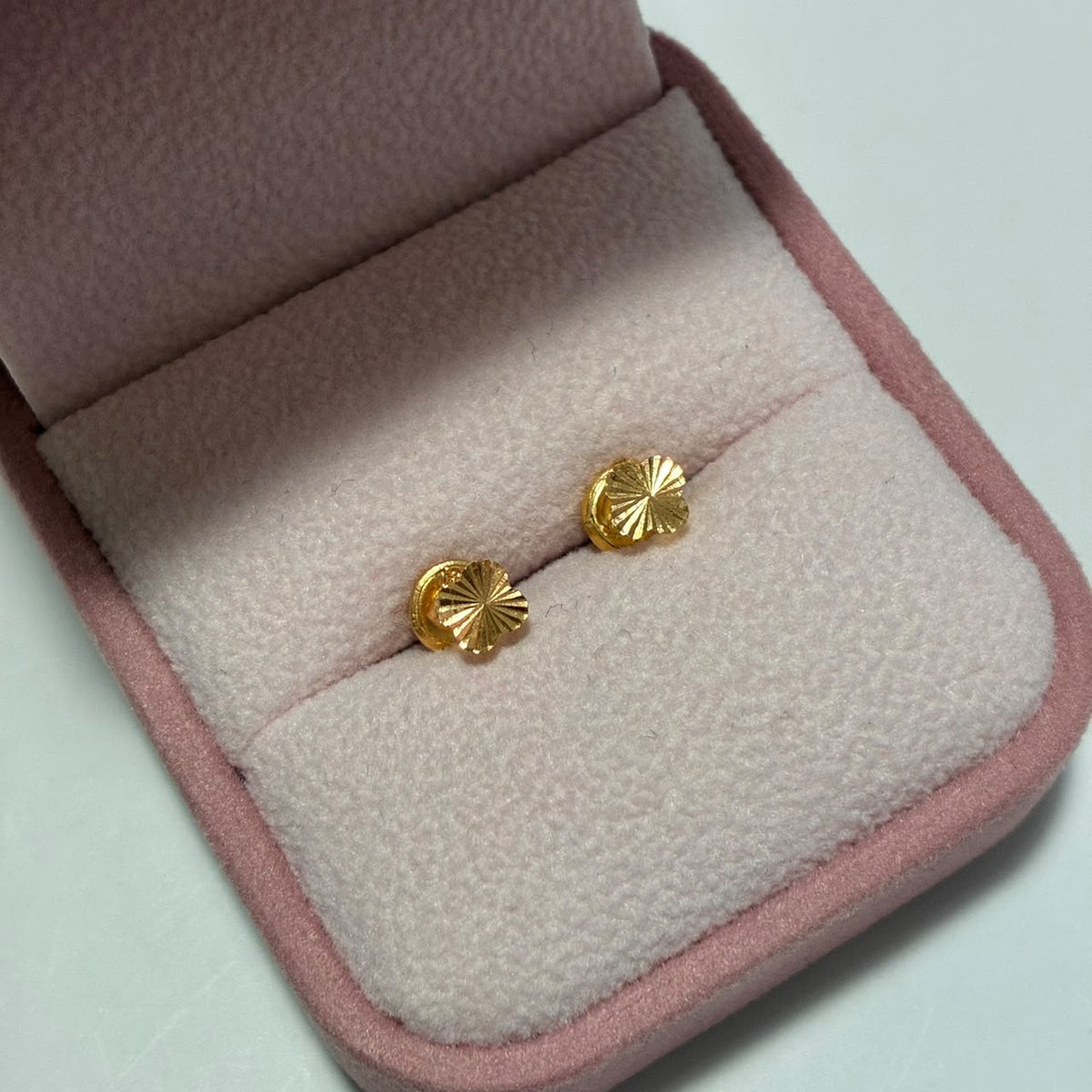 TOPOS TREBOL DIAMANTADO 5MM ORO AMARILLO COL 18K-0.44GR