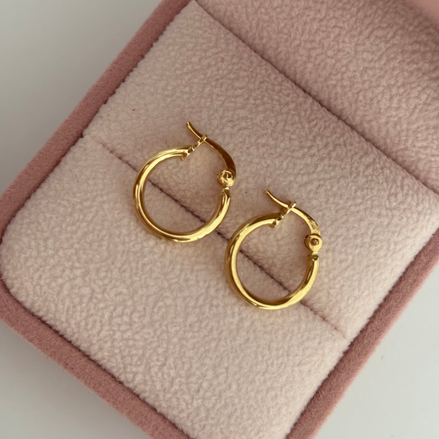 CANDONGAS PLANAS LISAS 1.3CM ORO AMARILLO COL 18K - 1,04GR (N)