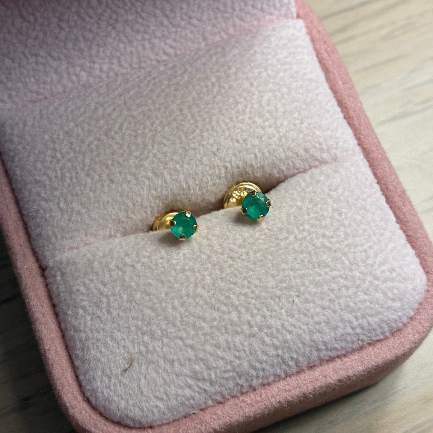 TOPOS ESMERALDA NATURAL 3.5MM ORO AMARILLO COL 18K - 0,54GR