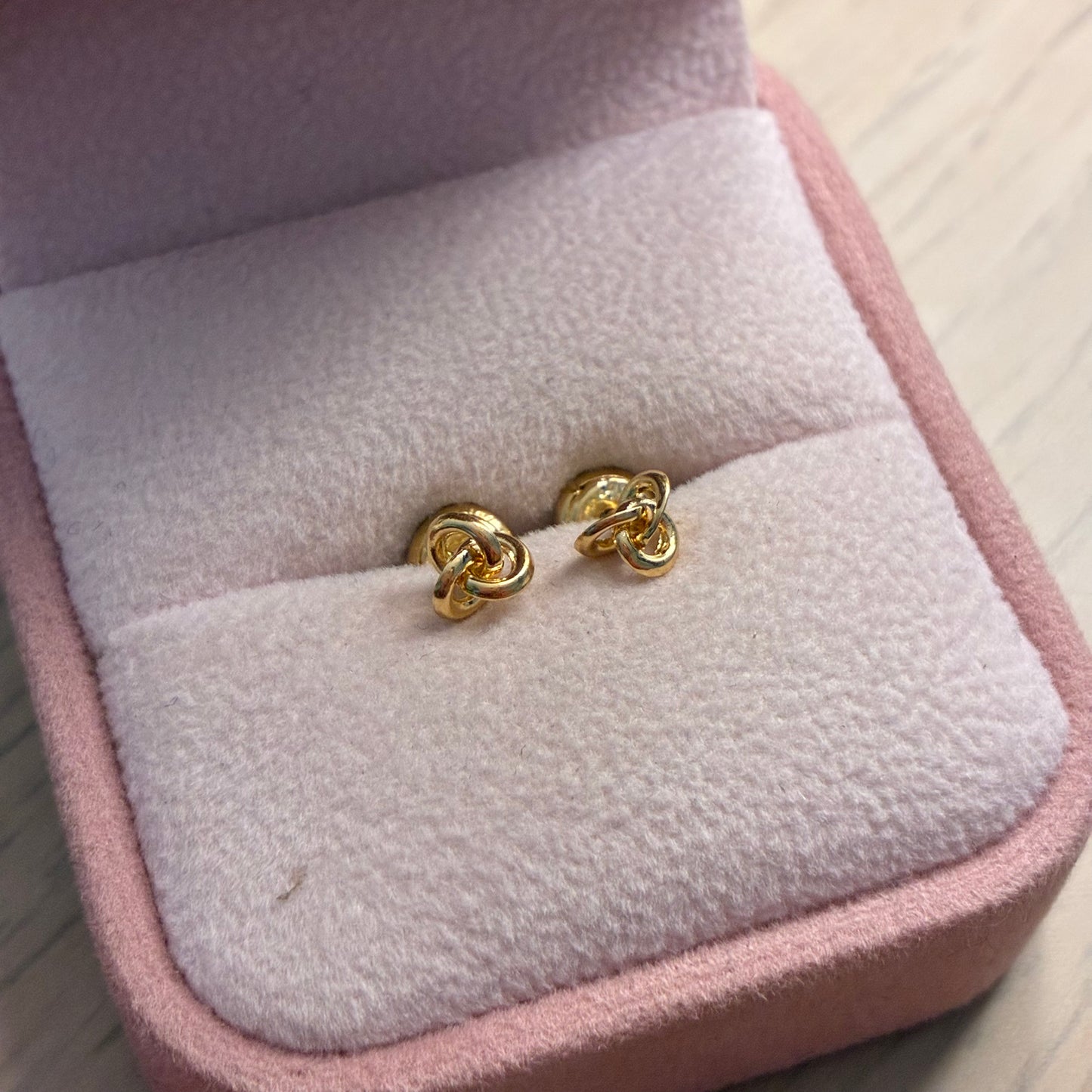 TOPOS FLOR DE ROSCA 5MM ORO AMARILLO COL 18K - 0,69GR