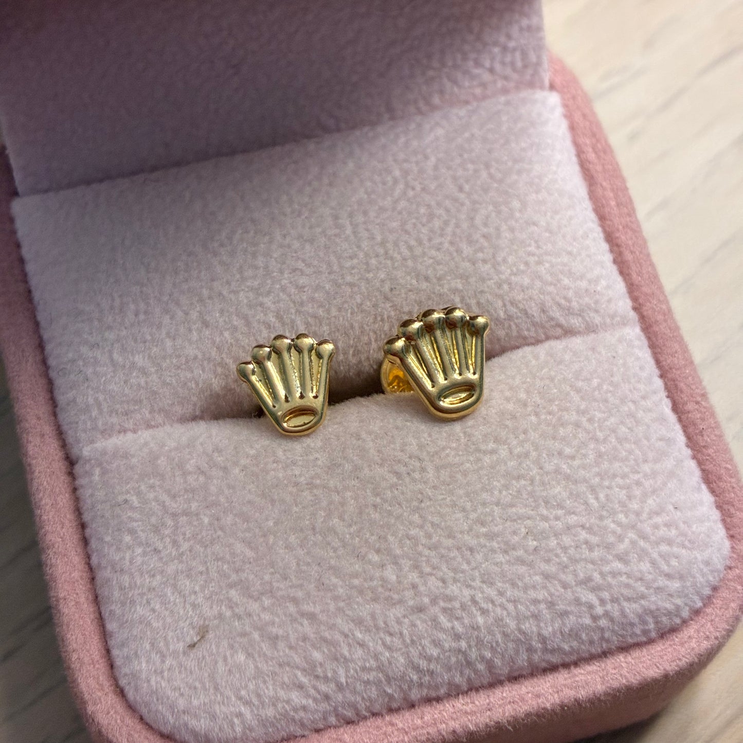 TOPOS CORONA SILUETA 7.8MM ORO AMARILLO COL 18K - 0,73GR