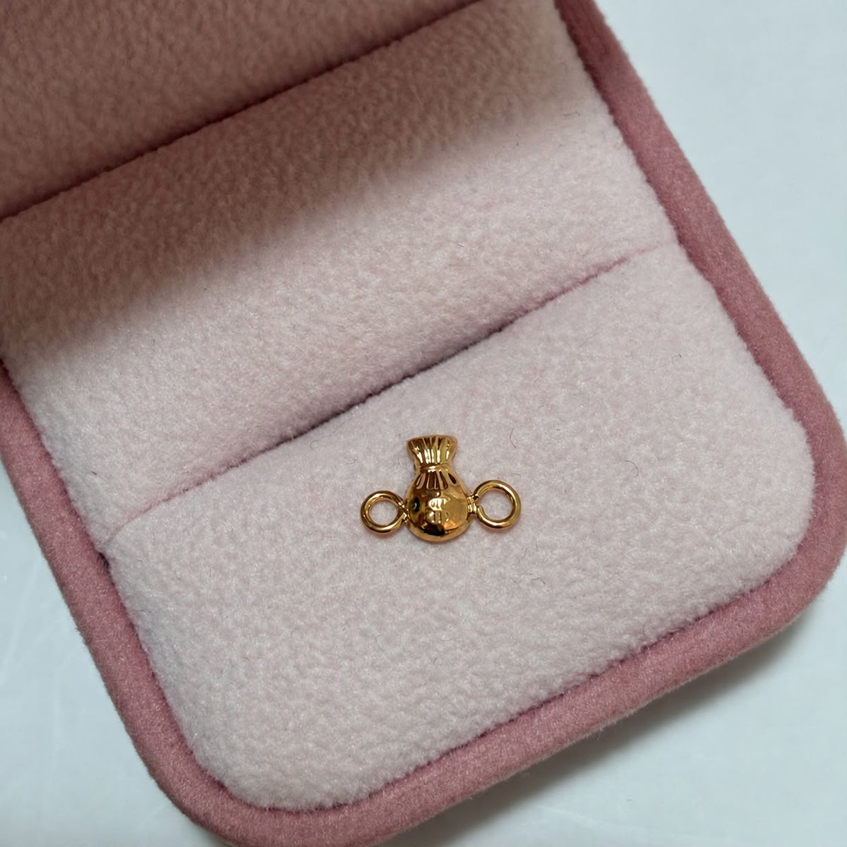 HERRAJE BOLSA DE DINERO 1CM ORO AMARILLO COL 18K-0.19GR