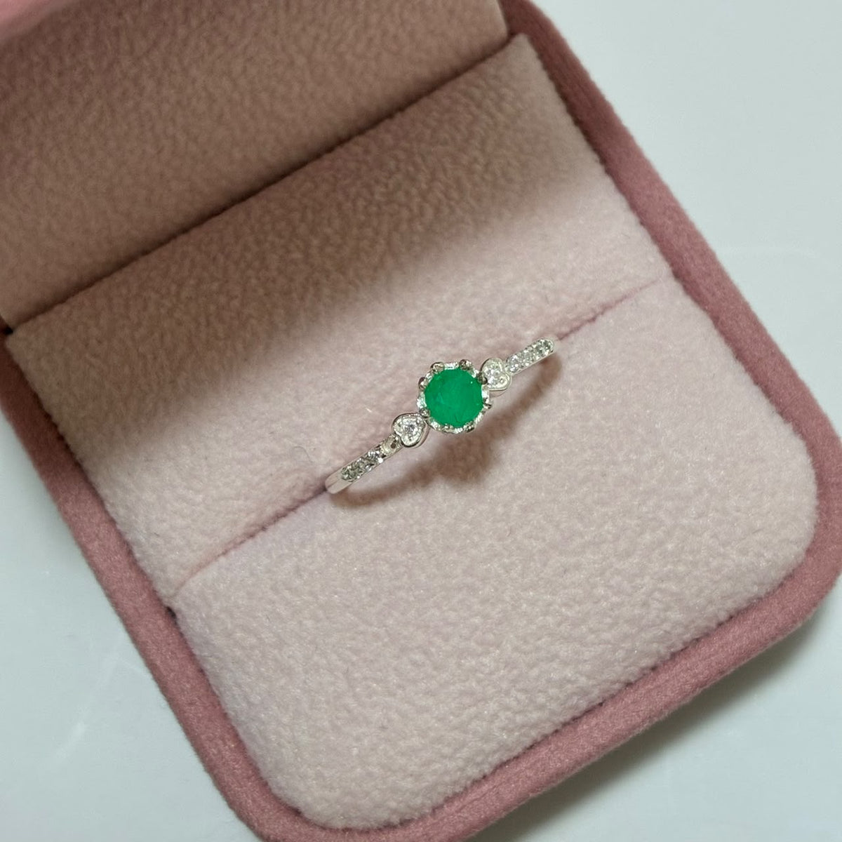 ANILLO ENCANTADO PLATA 925 + ESMERALDA NATURAL TALLA 7