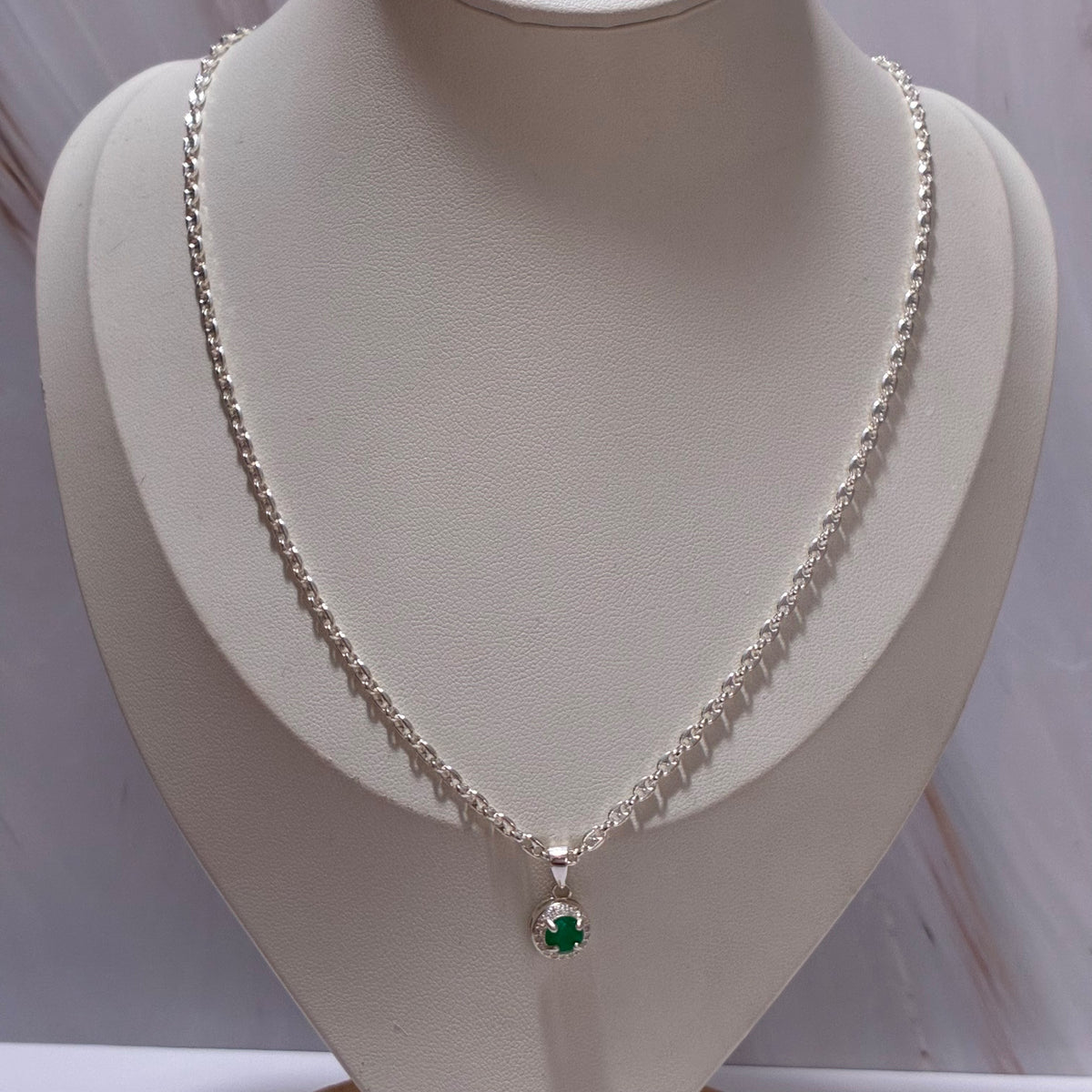 SET CADENA GRANO DE CAFE + DIJE CIRCULAR + PIEDRAS BLANCAS + ESMERALDA NATURAL 45CM PLATA 925