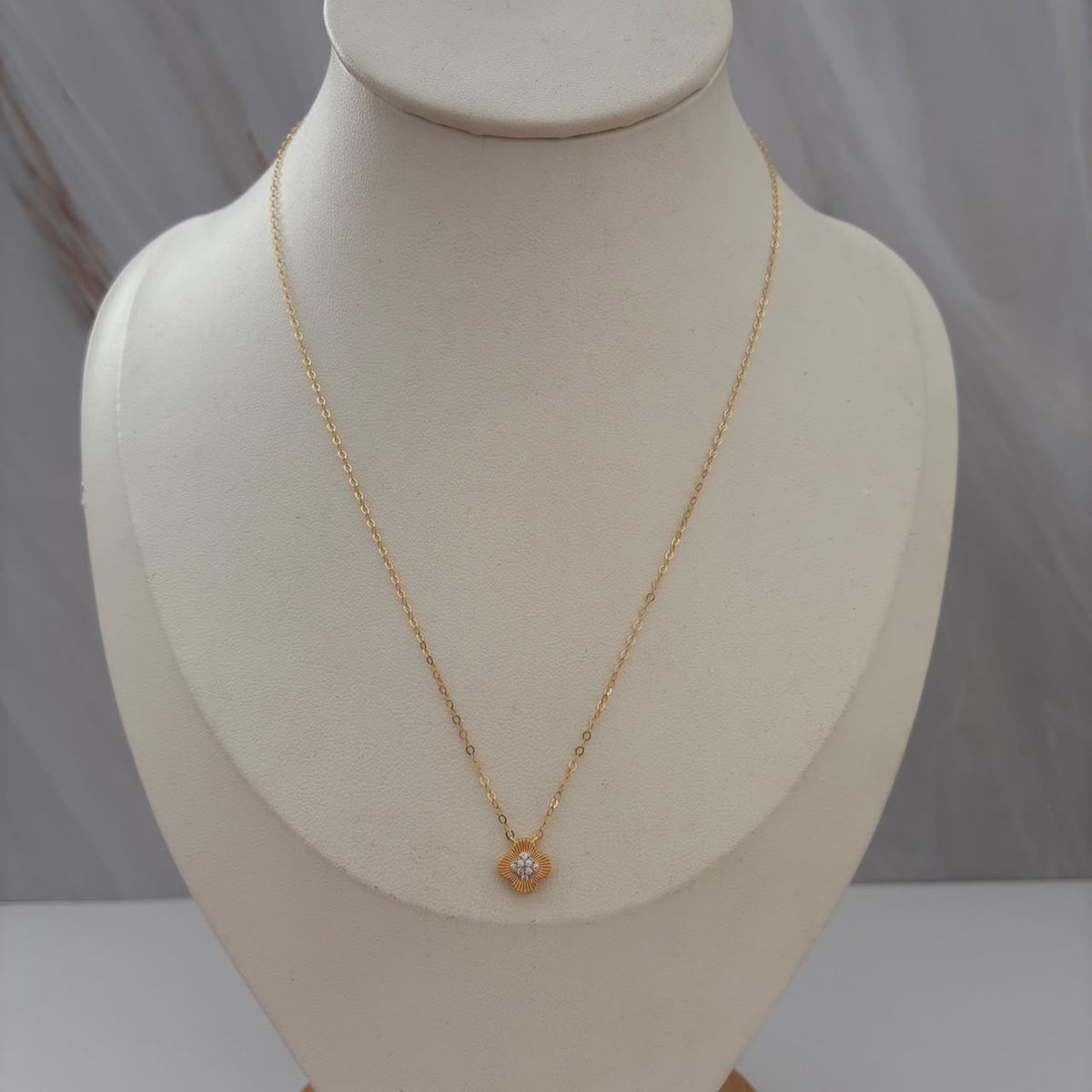 CADENA MINI ROLON+TREBOL DIAMANTADO PIEDRAS BLANCAS 1,06GR 40CM 1MM ORO AMARILLO ITALY ESP 18K