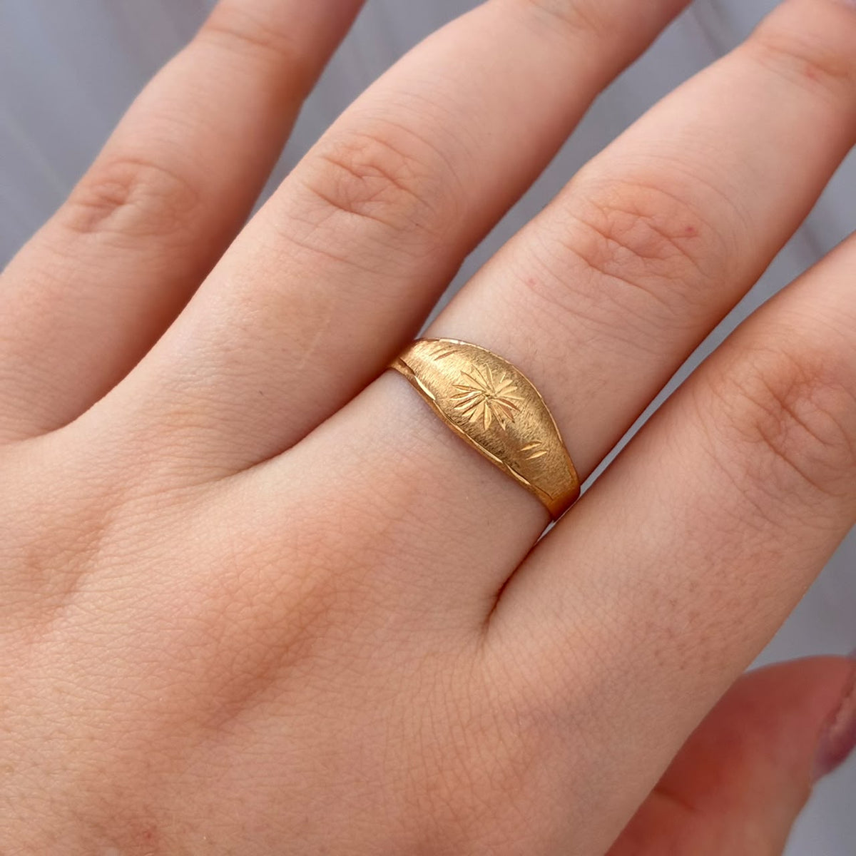 ANILLO FLOR MATE 1,35GR TALLA 9 AMARILLO COL 18K