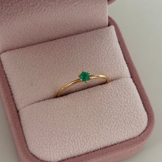 ANILLO SOLITARIO LISO 6 PUNTAS + ESMERALDA NATURAL 3.5MM ORO AMARILLO COL 18K TALLA 8 - 1,11GR