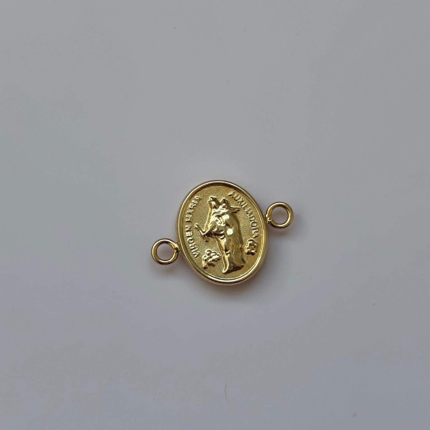 DIJE PARA PULSERA VIRGEN MARIA AUXILIADORA 1.3CM ORO AMARILLO 18K - 0,77GR