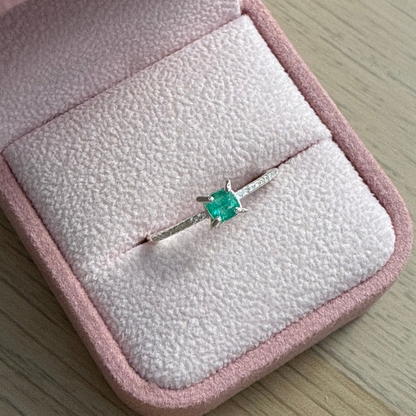 ANILLO MARIAM PLATA 925 + ESMERALDA NATURAL TALLA 9