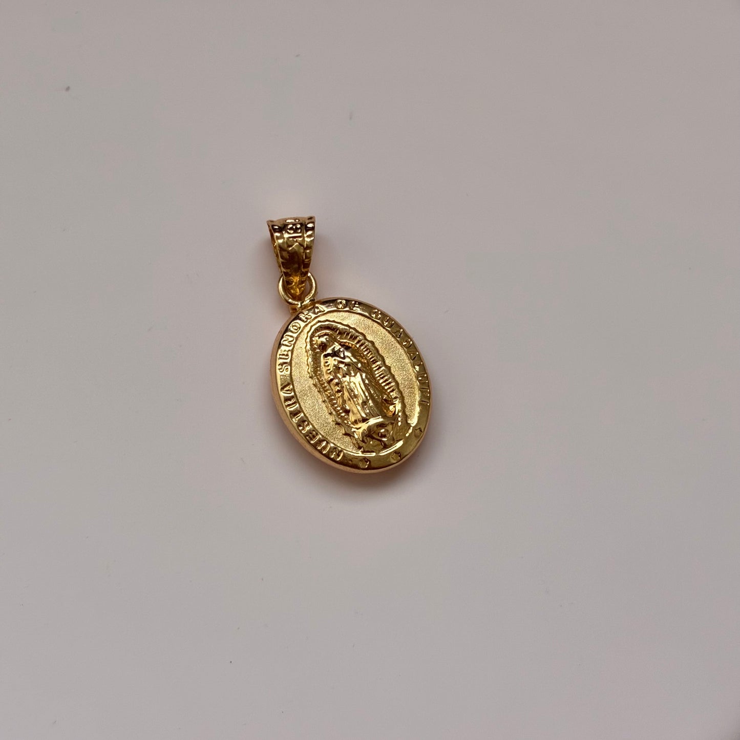 DIJE VIRGEN DE GUADALUPE 1.3CM ORO AMARILLO 18K - 0,7GR