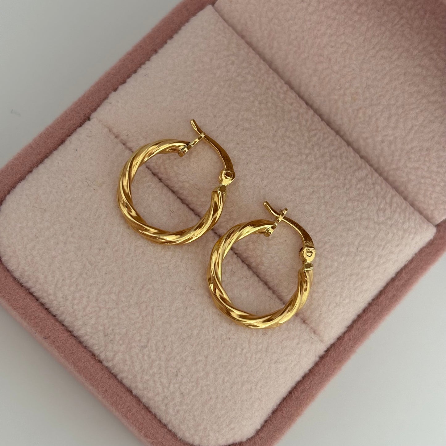 CANDONGAS TRENZADAS LISAS 0.9CM ORO AMARILLO COL 18K - 1,11GR (NG)