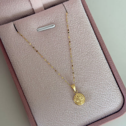CADENA MINI CRISPETA 0.9MM 45CM + DIJE SAN BENITO ORO AMARILLO 18K 0,7GR (NA)