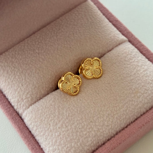 TOPOS TREBOL DIAMANTADO 8MM ORO AMARILLO 18K - 0,6GR
