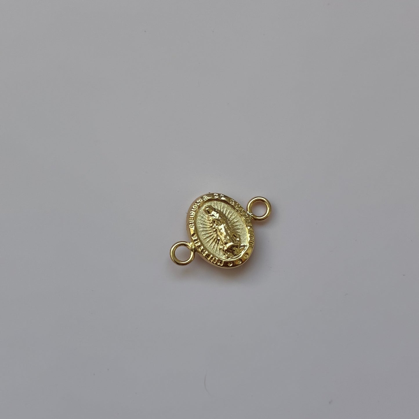 DIJE PARA PULSERA VIRGEN DE GUADALUPE 1CM ORO AMARILLO 18K - 0,5GR