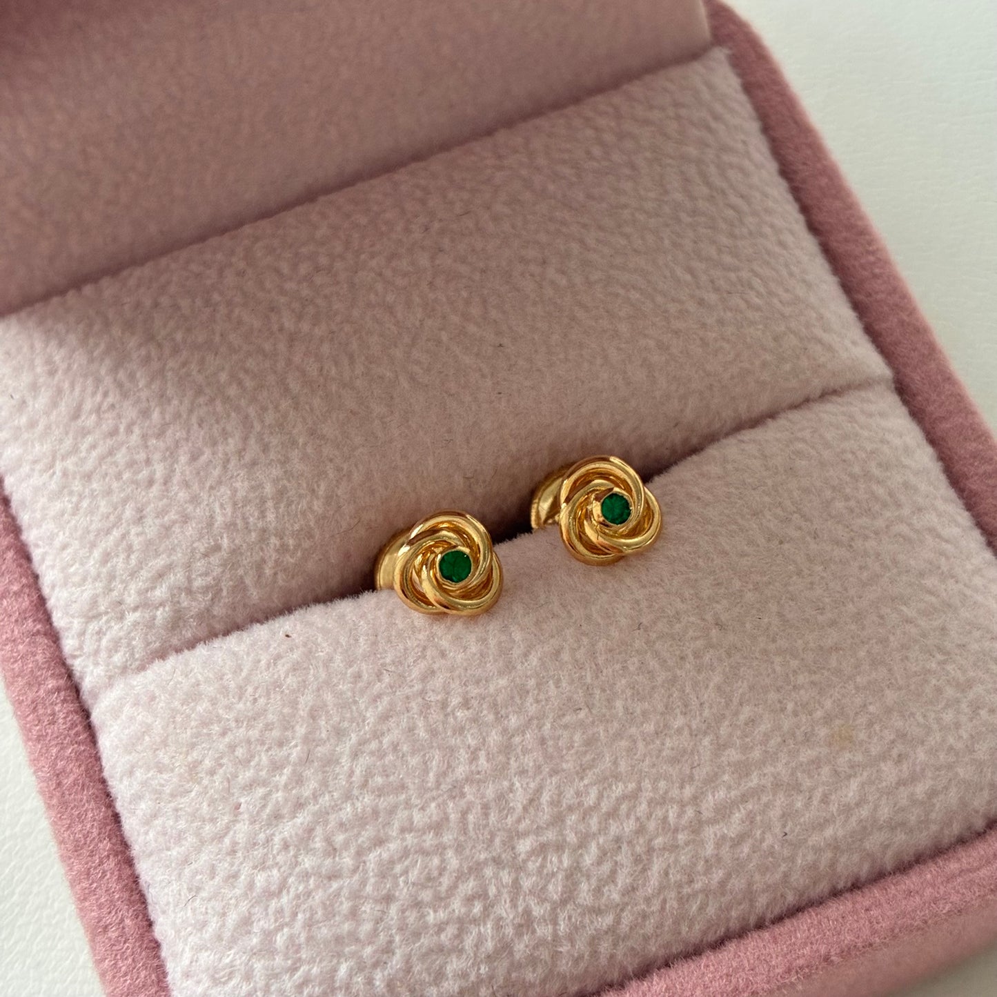 TOPOS ROSCA PIEDRA VERDE 5MM ORO AMARILLO 18K - 0,66GR
