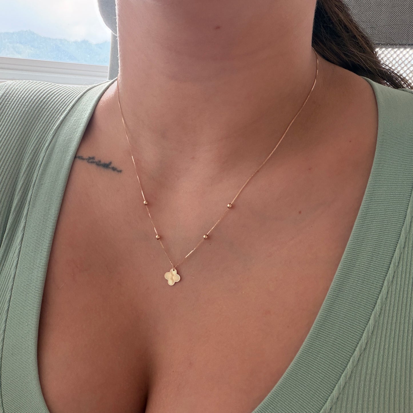 CADENA MINI FRANCO + DIJE TREBOL Y BOLAS LISAS ORO AMARILLO ITALY ESP 18K 43CM A 45CM - 0,87GR (IM)