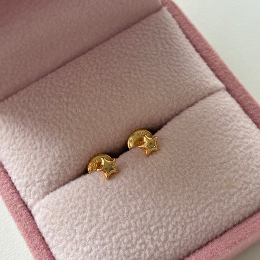 TOPOS ESTRELLA TROQUELADA 4MM ORO AMARILLO 18K - 0,40GR