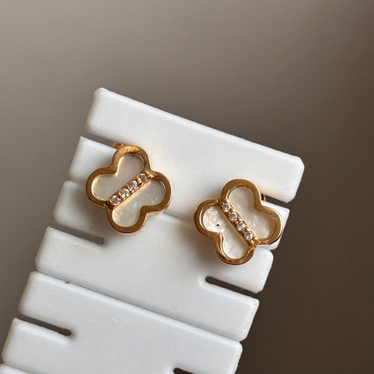 TOPOS TREBOL PIEDRA BLANCA Y PIEDRAS BLANCAS 0.9CM ORO AMARILLO 18K - 1,94GR