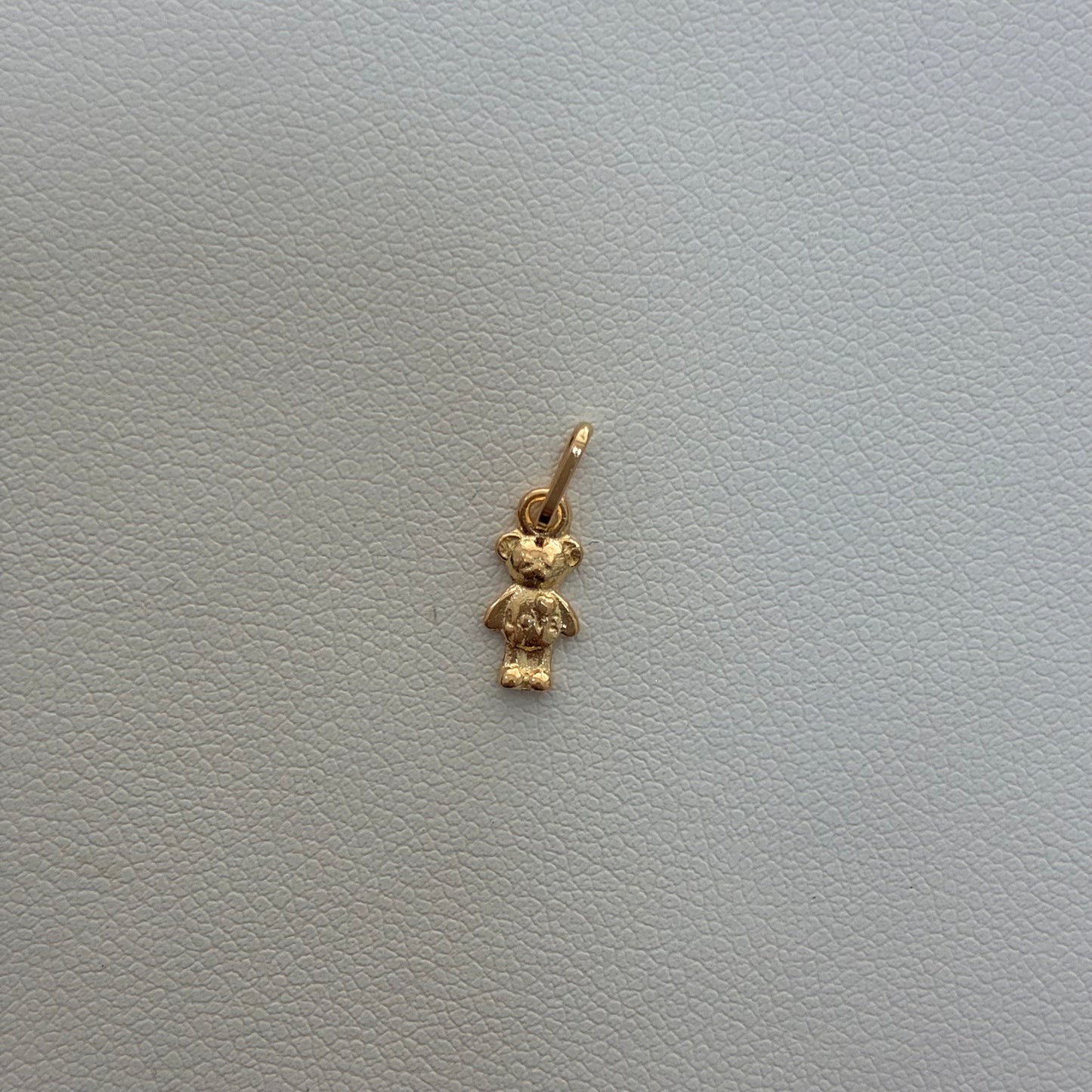 DIJE OSO LOVE 1.3CM ORO AMARILLO 18K - 0.32GR