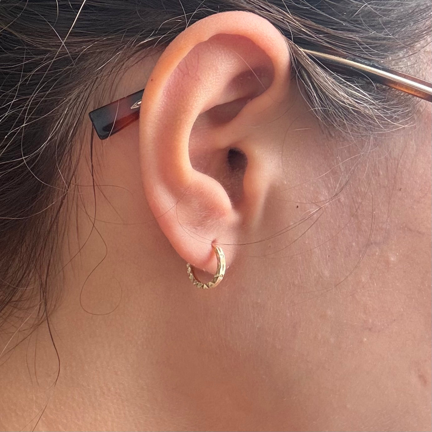 CANDONGAS CLIC DIAMANTADAS 0,8CM ORO AMARILLO ITALY 18K - 0,84GR