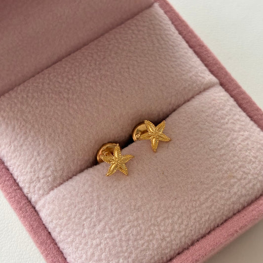 TOPOS ESTRELLA DE MAR 6MM ORO AMARILLO 18K - 0,78GR