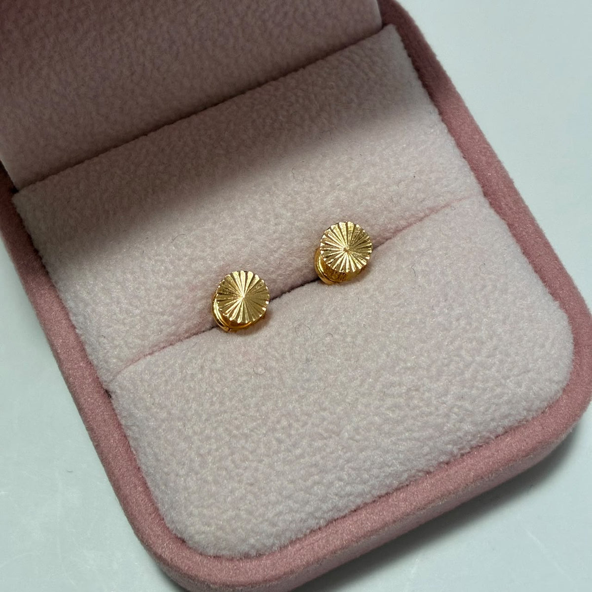 TOPOS CIRCULO DIAMANTADO 5MM ORO AMARILLO COL 18K-0.44GR
