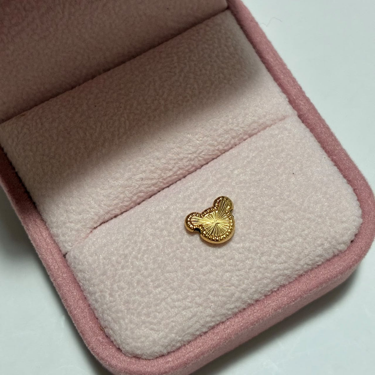 HERRAJE TAMBOR MINNIE DIAMANTADO 0.8CM ORO AMARILLO COL 18K-0.19GR