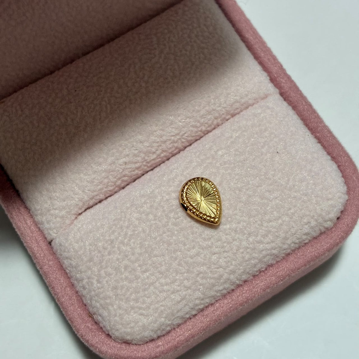 HERRAJE TAMBOR GOTA DIAMANTADA 0.5CM ORO AMARILLO COL 18K-0.18GR