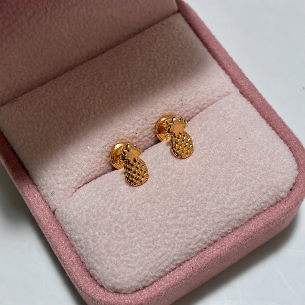 TOPOS PIÑA BORDADA 4MM ORO AMARILLO COL 18K-0.68GR