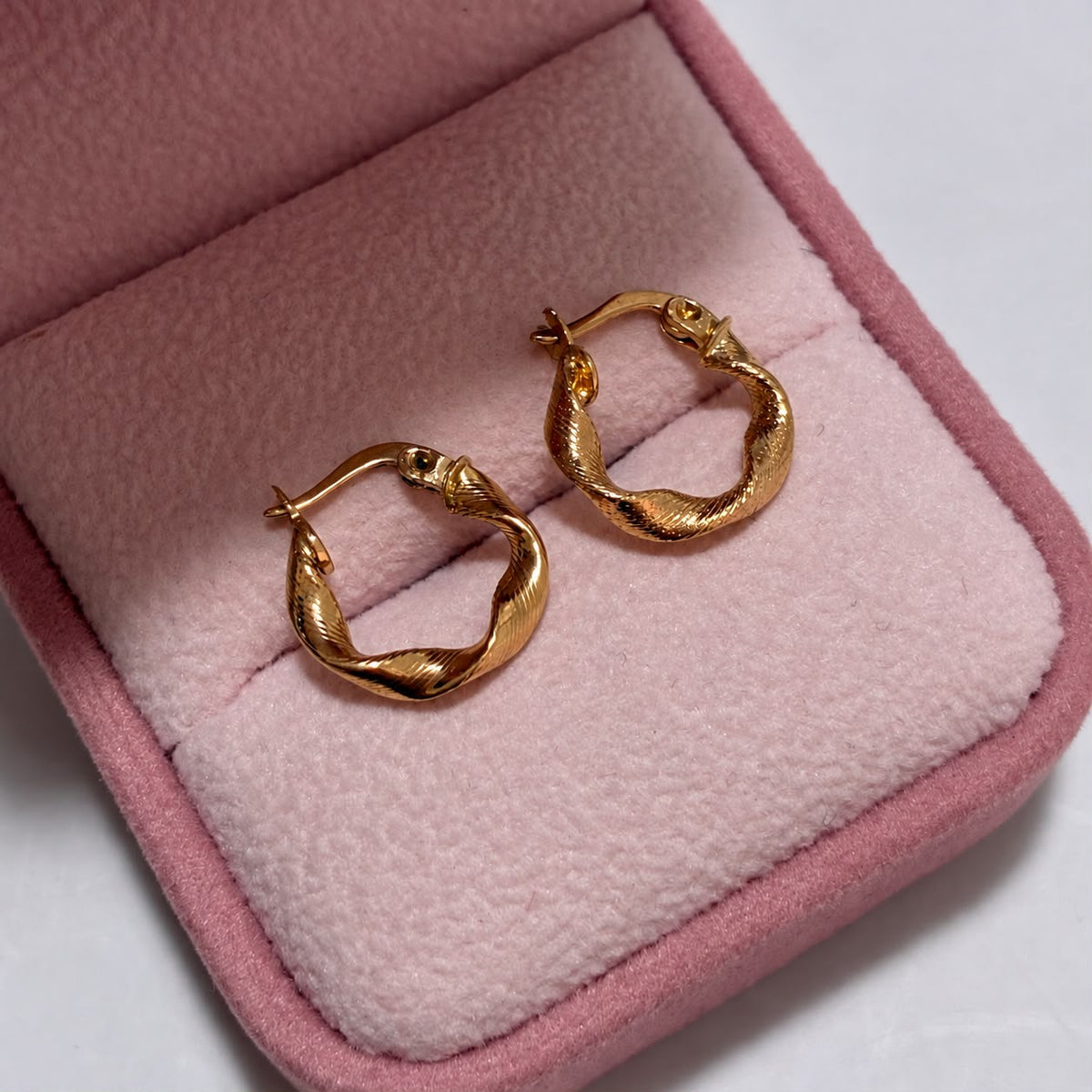 CANDONGAS ENTORCHADAS 1.5CM ORO AMARILLO COL 18K-1.07GR