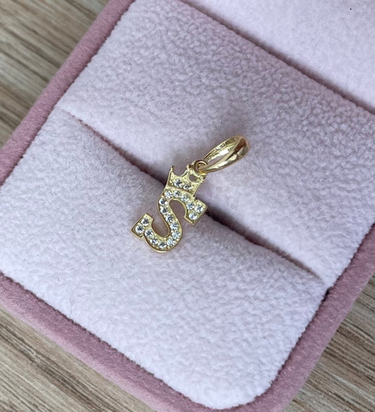 DIJE LETRA S CON CORONA Y PIEDRAS BLANCAS 1,8CM ORO AMARILLO COL 18K - 0,83GR (NG)