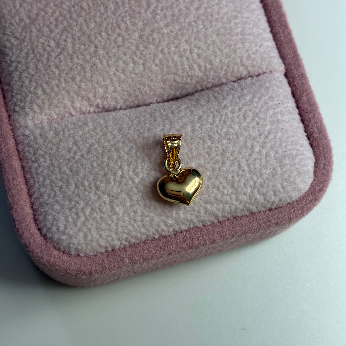 DIJE CORAZON LISO 1.5CM ORO AMARILLO COL 18K - 0,27GR (NH)