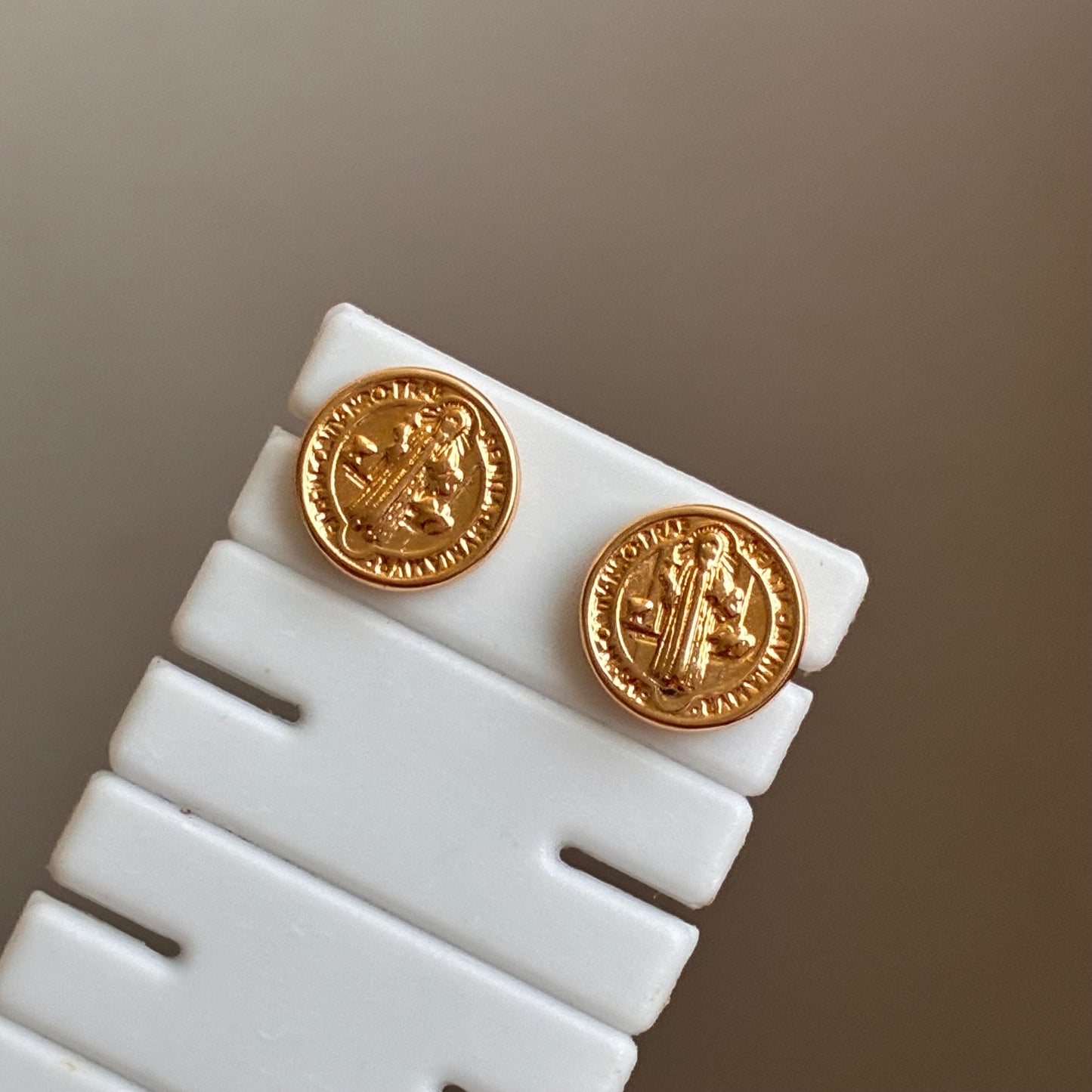 TOPOS SAN BENITO 9MM ORO AMARILLO 18K - 1,01GR