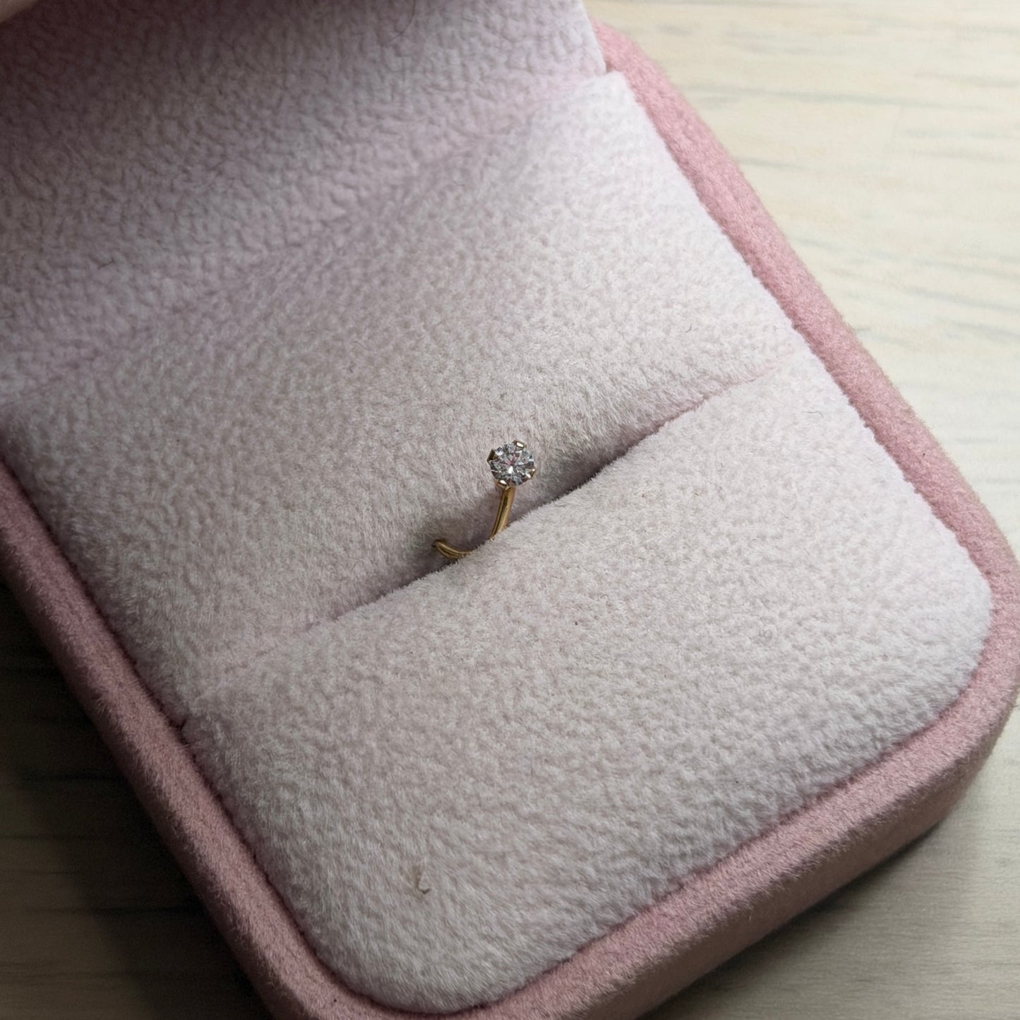 CHISPA PARA NARIZ EN L PIEDRA BLANCA ORO AMARILLO COL 18K *PIERCING*