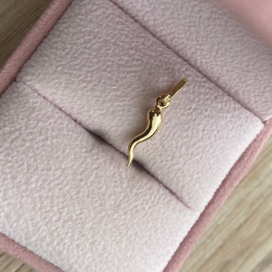 DIJE CACHITO DE LA ABUNDANCIA COLOR DORADO 2,1CM ORO AMARILLO ITALY ESP 18K - 0,42GR (IK)