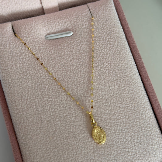 CADENA MINI CRISPETA 0.9MM 45CM + DIJE VIRGEN MILAGROSA ORO AMARILLO 18K 0,6GR (NF)