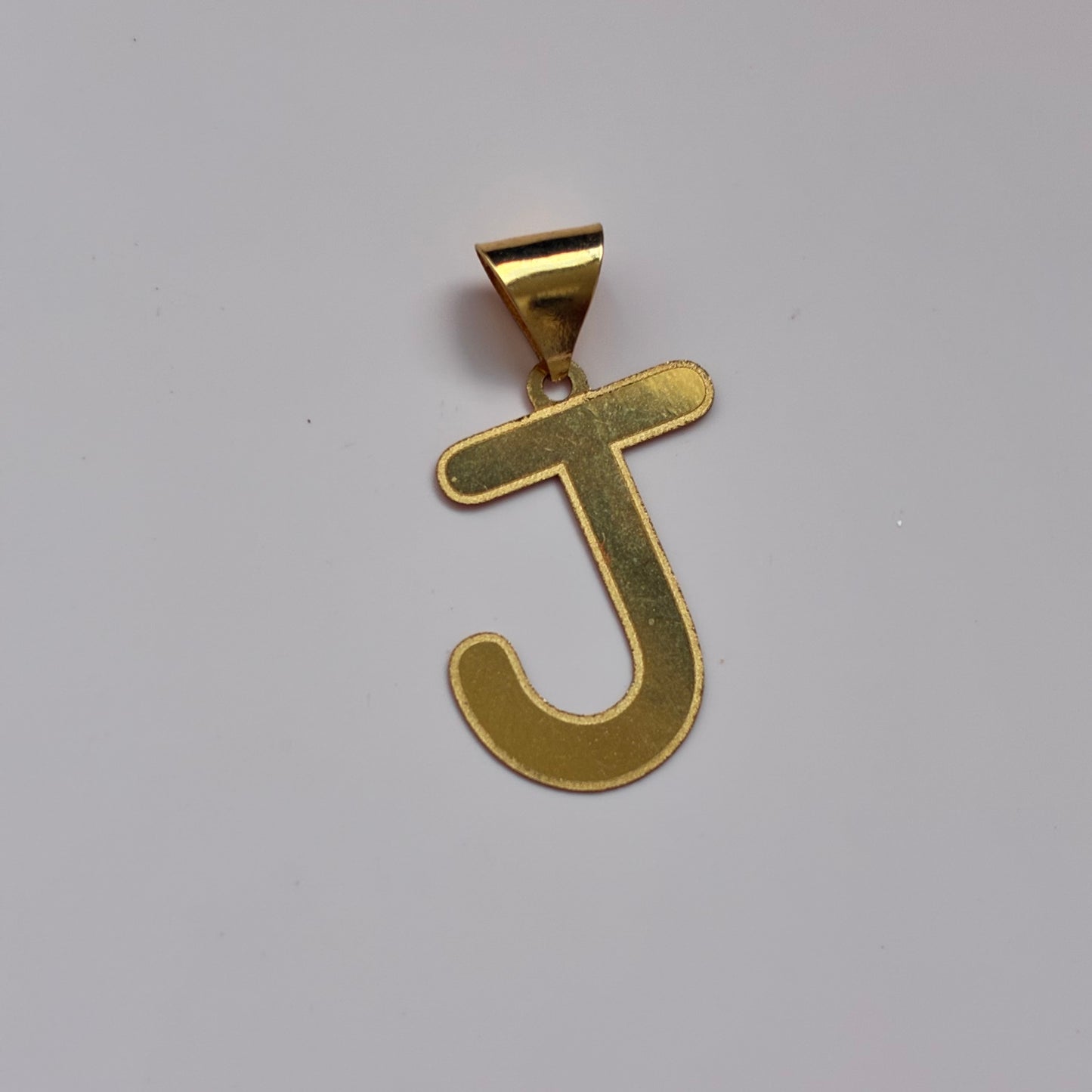 DIJE SILUETA LETRA J 2CM ORO AMARILLO ITALY 18K - 0,35GR