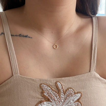 CADENA MINI ROLON + DIJE CIRCULO TRENZADO ORO AMARILLO ITALY ESP 18K  40CM - 0,73GR (IA)