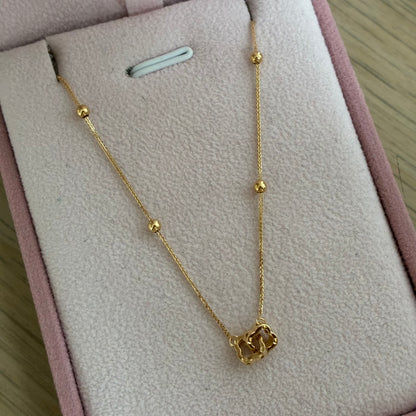 CADENA MINI FRANCO + TREBOLES ABRAZADOS Y BOLAS LISAS ORO AMARILLO ITALY ESP 18K 42CM A 45CM - 1,12GR (IM)