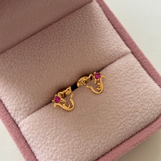TOPOS SILUETA GATO PIEDRA FUCSIA 8MM ORO AMARILLO 18K - O,81GR