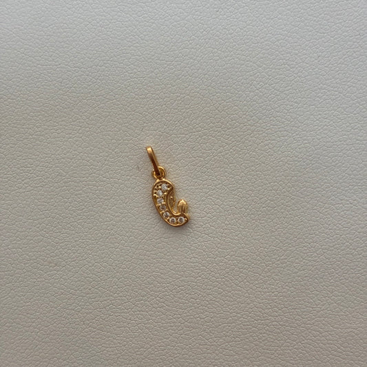 DIJE VIRGEN NIÑA MARIA PIEDRAS BLANCAS 1.3CM ORO AMARILLO 18K - 0.36GR