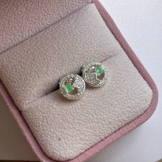 TOPOS FLOR DE LOTO PIEDRAS BLANCAS + ESMERALDA NATURAL PLATA 925