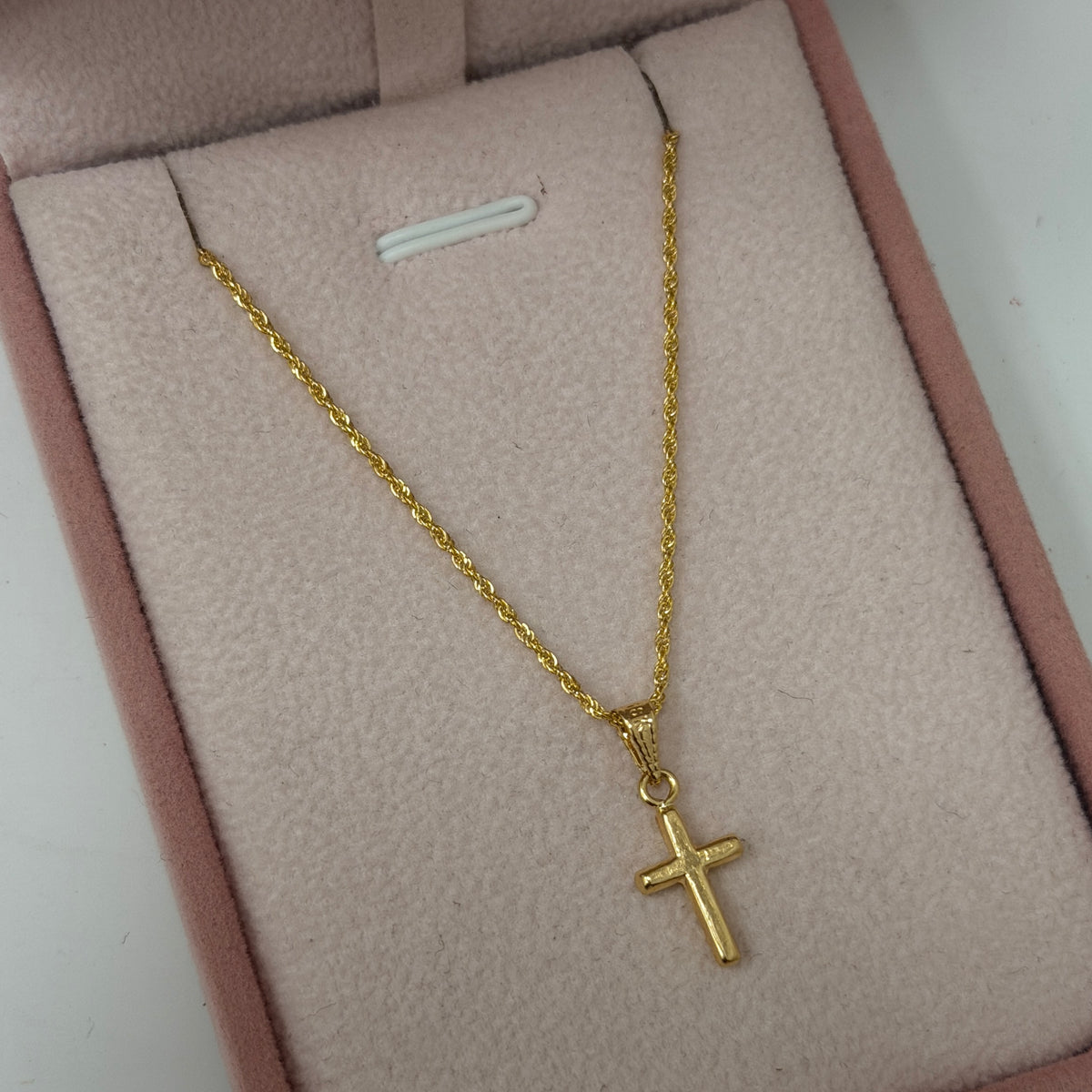 SET CADENA MINI LAZO 60CM + DIJE CRUZ LISA ORO AMARILLO 18K 1,47gr