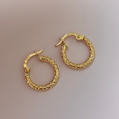 CANDONGAS BORDEADAS 1.0CM ORO AMARILLO 18K - 0,99GR