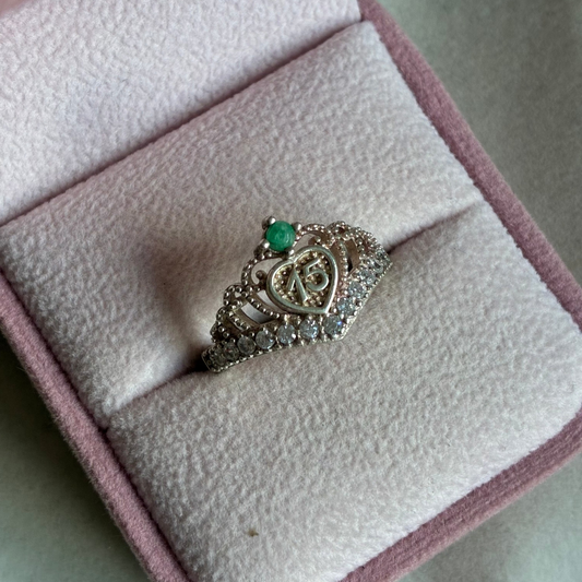 ANILLO CORONA 15 AÑOS + ESMERALDA NATURAL PLATA 925 TALLA 5