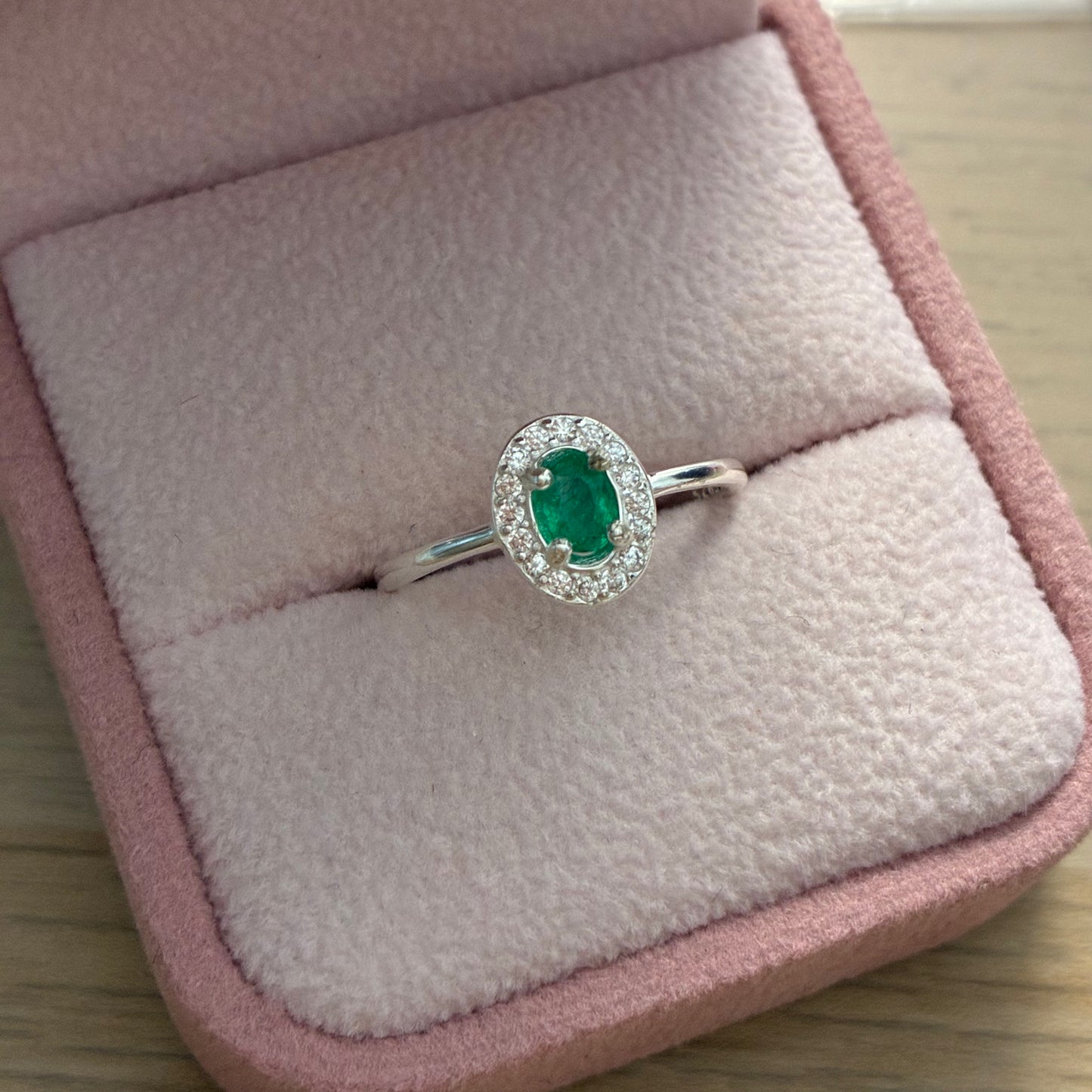 ANILLO CROWN PLATA 925 + ESMERALDA NATURAL  TALLA 7