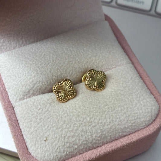 TOPOS TREBOL DIAMANTADO Y BORDEADO 7MM ORO AMARILLO COL 18K - 1,01GR