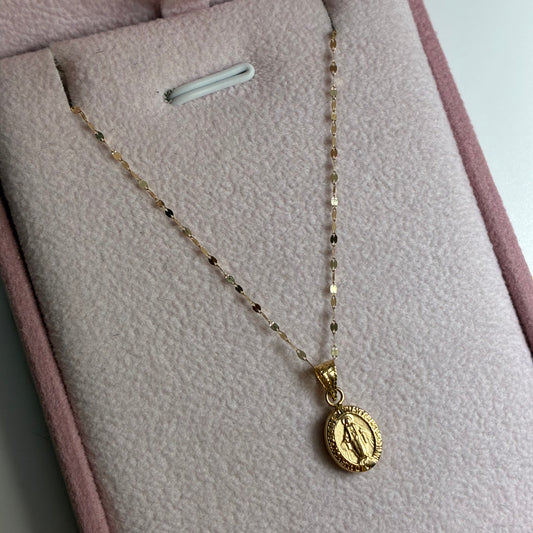 CADENA MINI CRISPETA 0.9MM 45CM + DIJE VIRGEN MILAGROSA ORO AMARILLO 18K 0,72GR