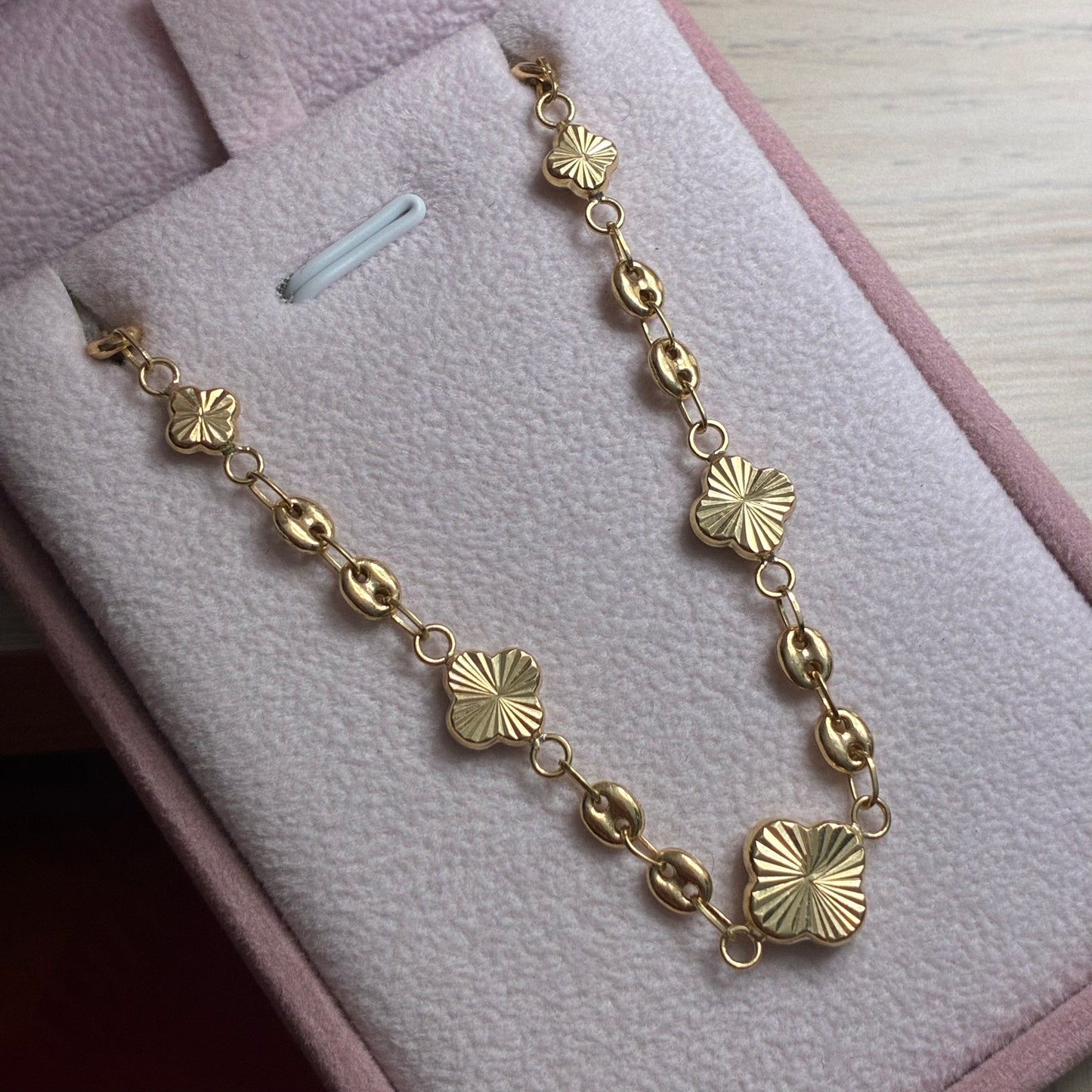 PULSERA GRANO DE CAFÉ 3.3MM + 5 TREBOLES DIAMANTADOS ORO AMARILLO COL 18K 19CM - 3,33GR